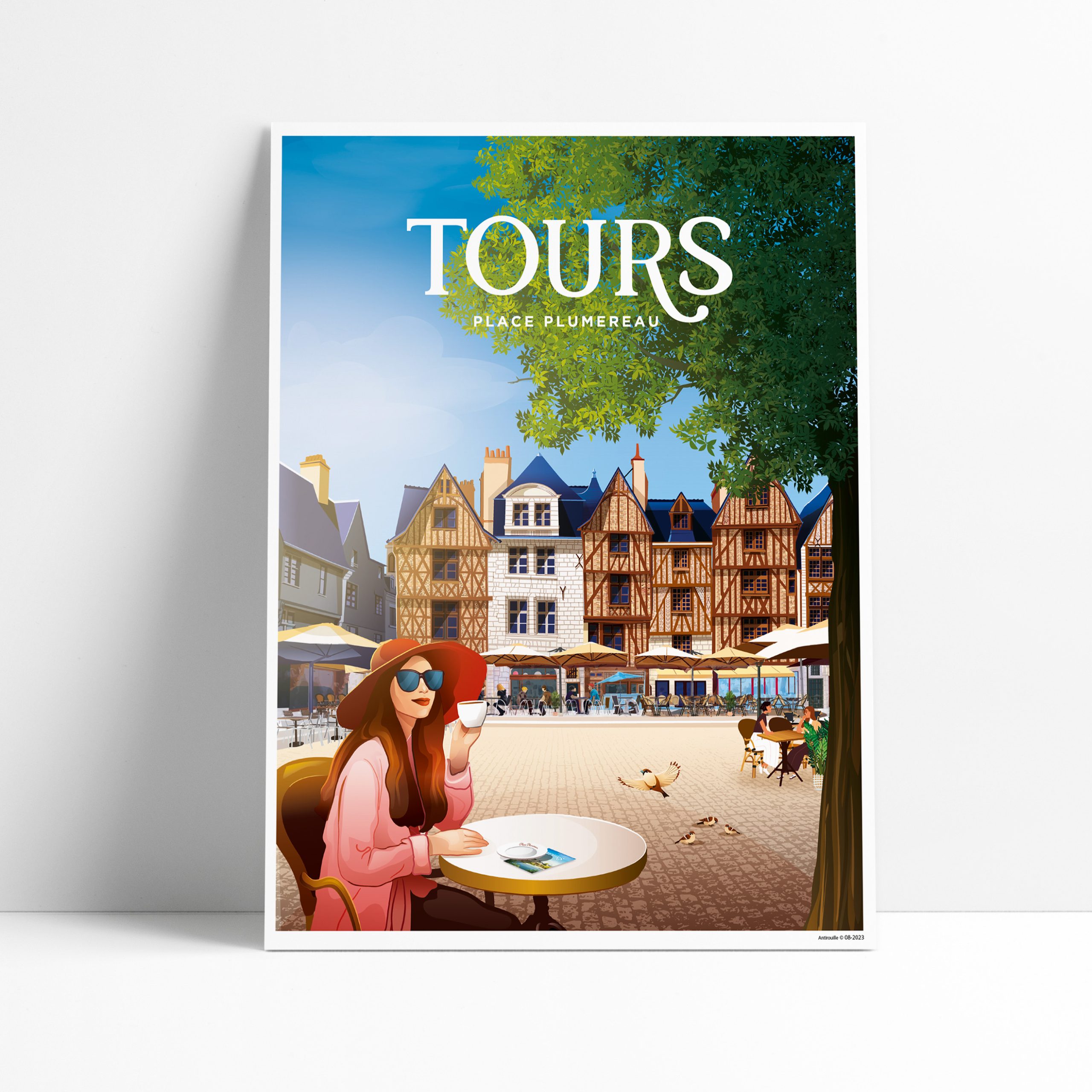 Affiche illustrée de la Place Plumereau à Tours avec ses terrasses de café et ses maisons à pans de bois