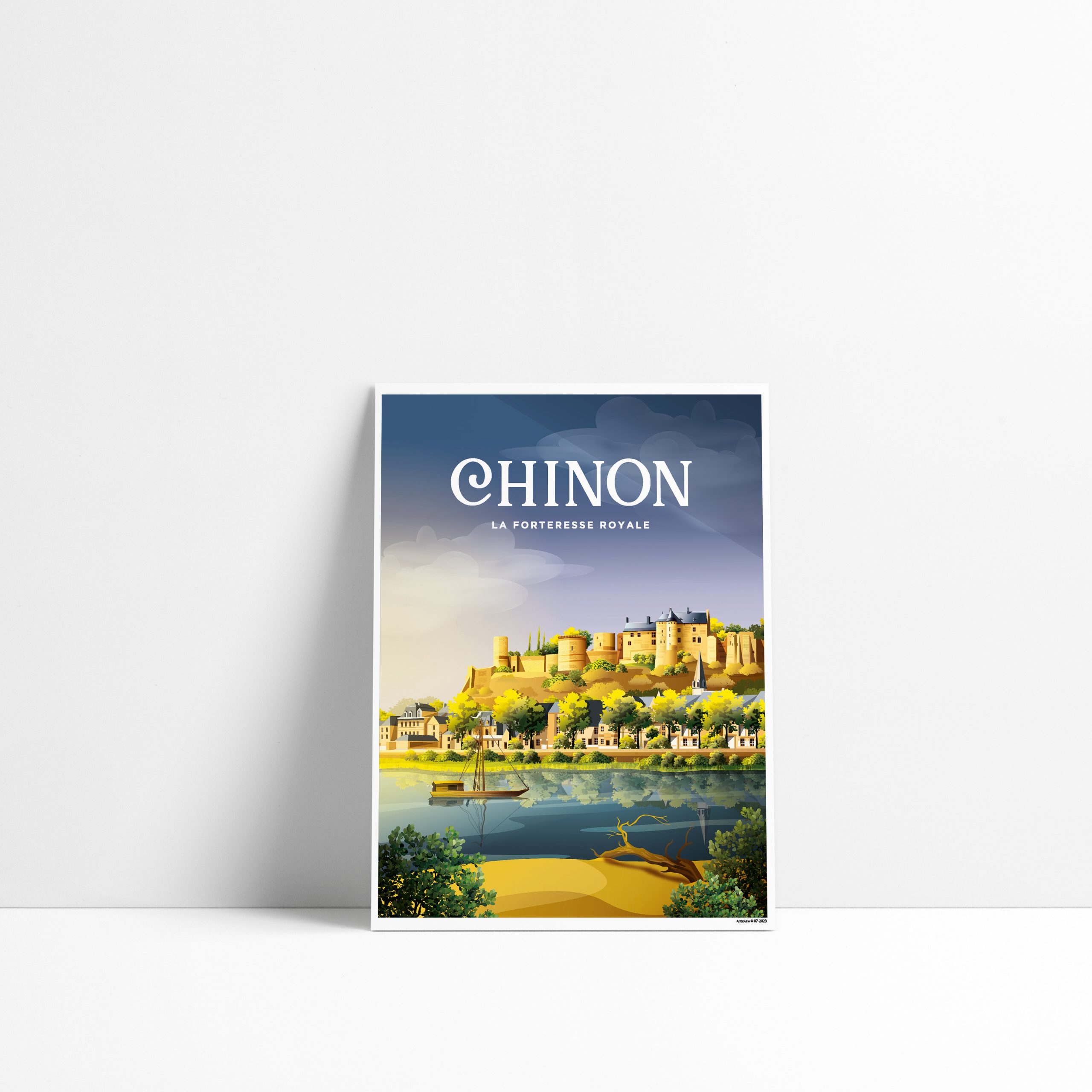 Carte postale illustrée de Chinon avec sa forteresse royale en Indre-et-Loire