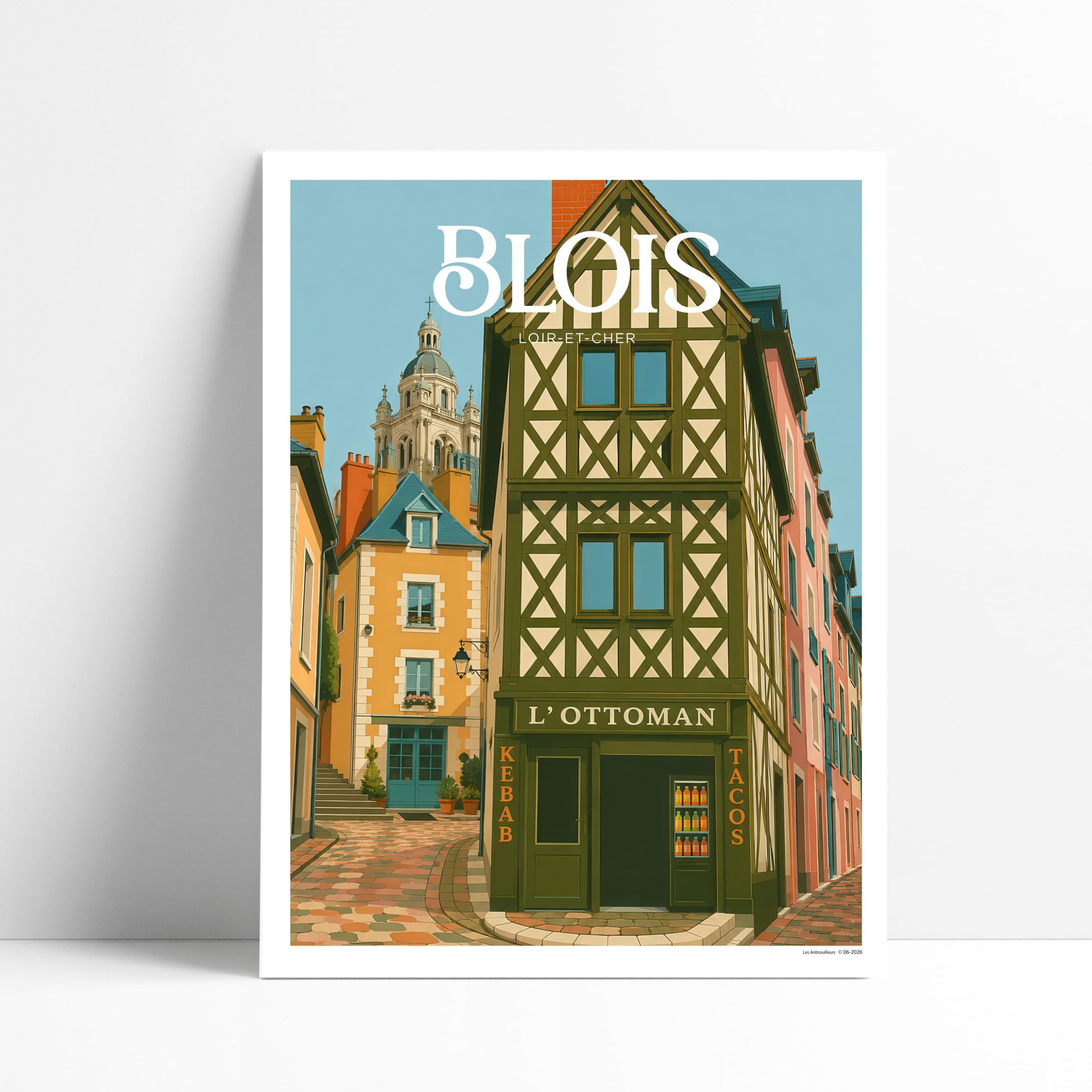 Affiche illustrée d'une maison à pans de bois dans le vieux Blois, cathédrale en arrière-plan